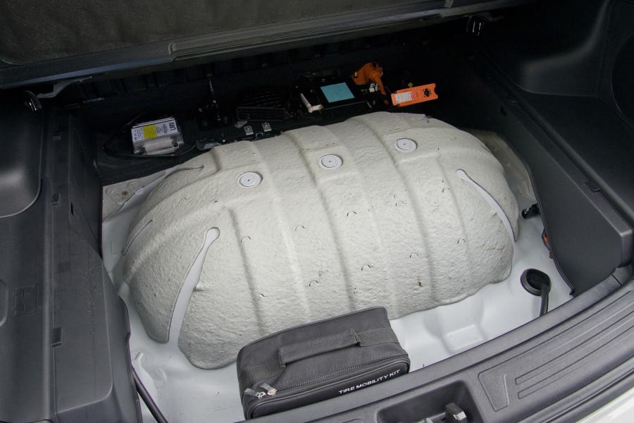  Hyundai Tucson Fuel Cell 2014 года  (фото 7 из 32)
